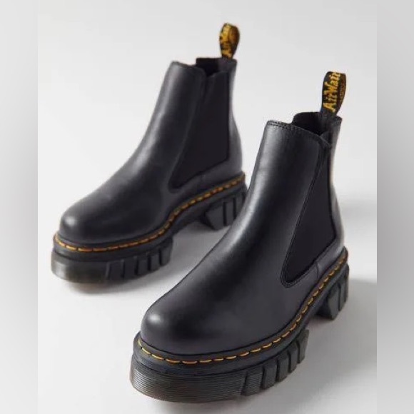 Dr. Martens Shoes - Dr.Martens